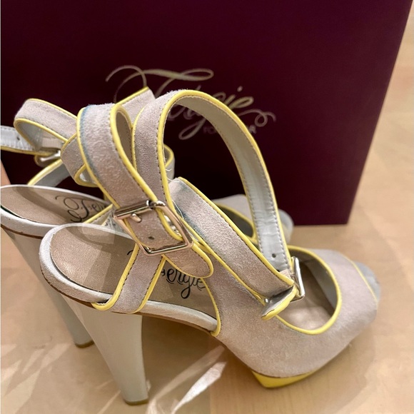 Fergie Heels - Picture 7 of 9